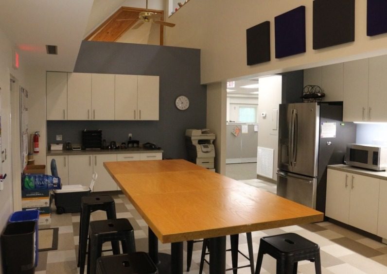 Laurel Lakes Office Suite Picture