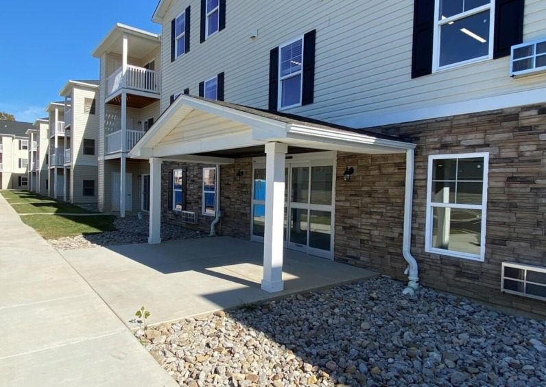 Lyndon Square Featured Picture