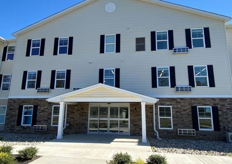 Lyndon Square Picture