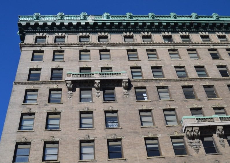 The Commonwealth Picture